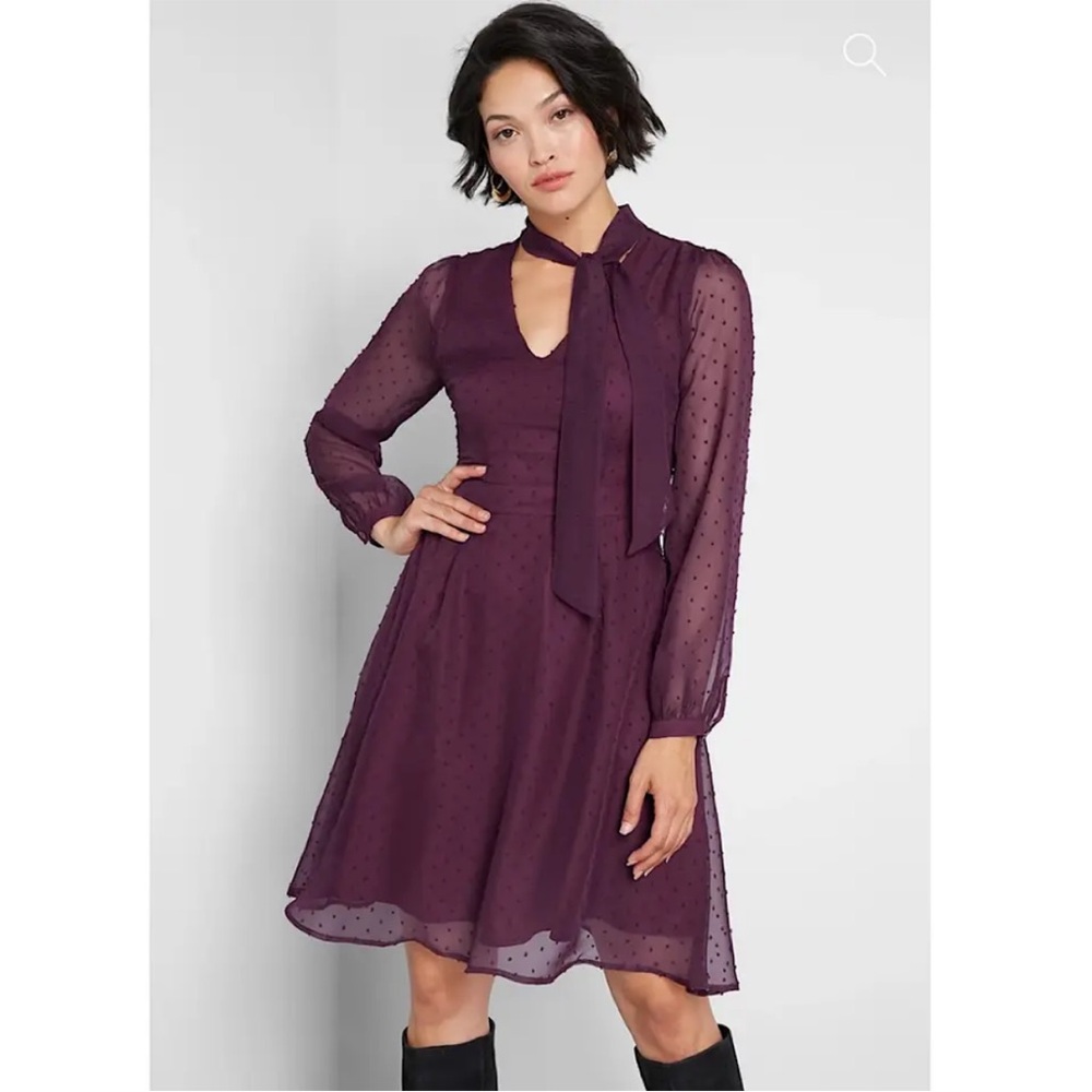 NWT ModCloth Apogee of Elegance Dress Maroon Sz 6 Party Knee Length